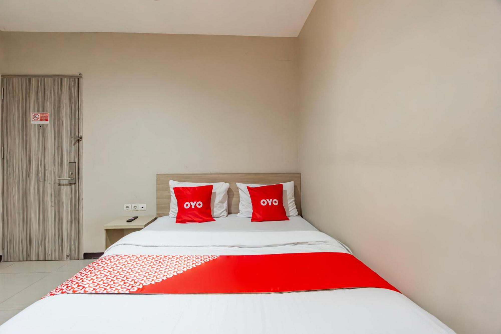 Ace Business Hotel Galaxy Surabaya Luaran gambar