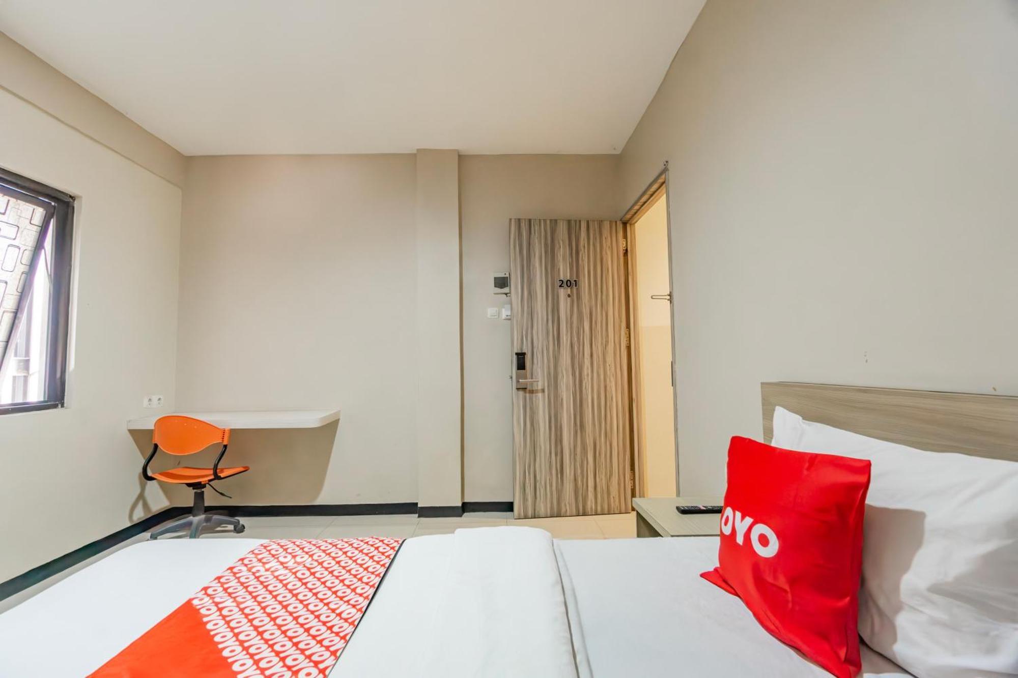 Ace Business Hotel Galaxy Surabaya Luaran gambar