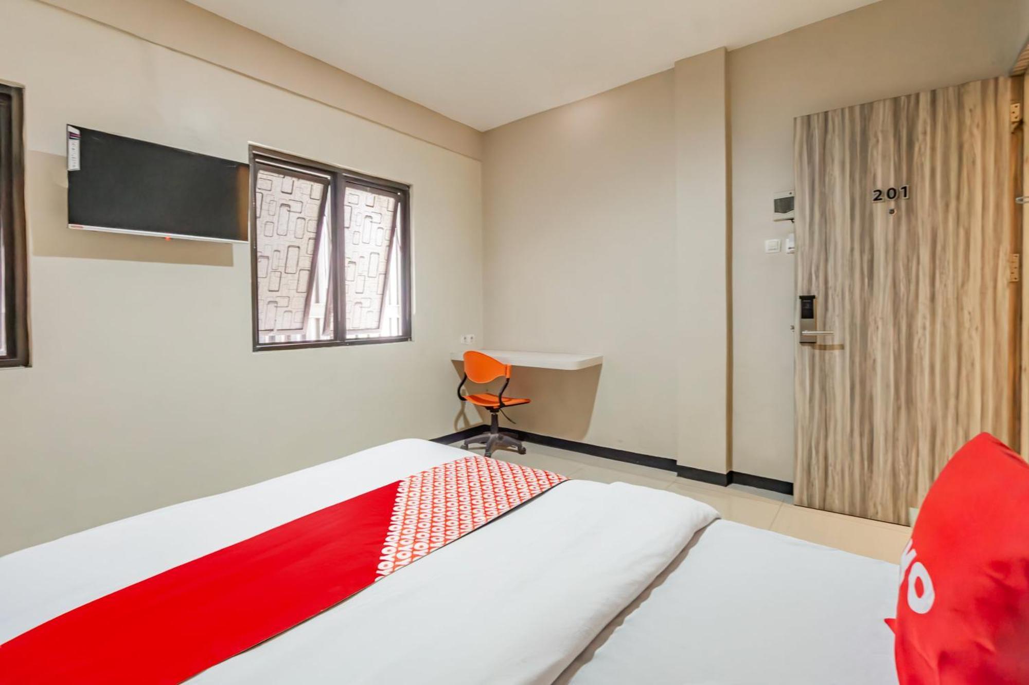 Ace Business Hotel Galaxy Surabaya Luaran gambar
