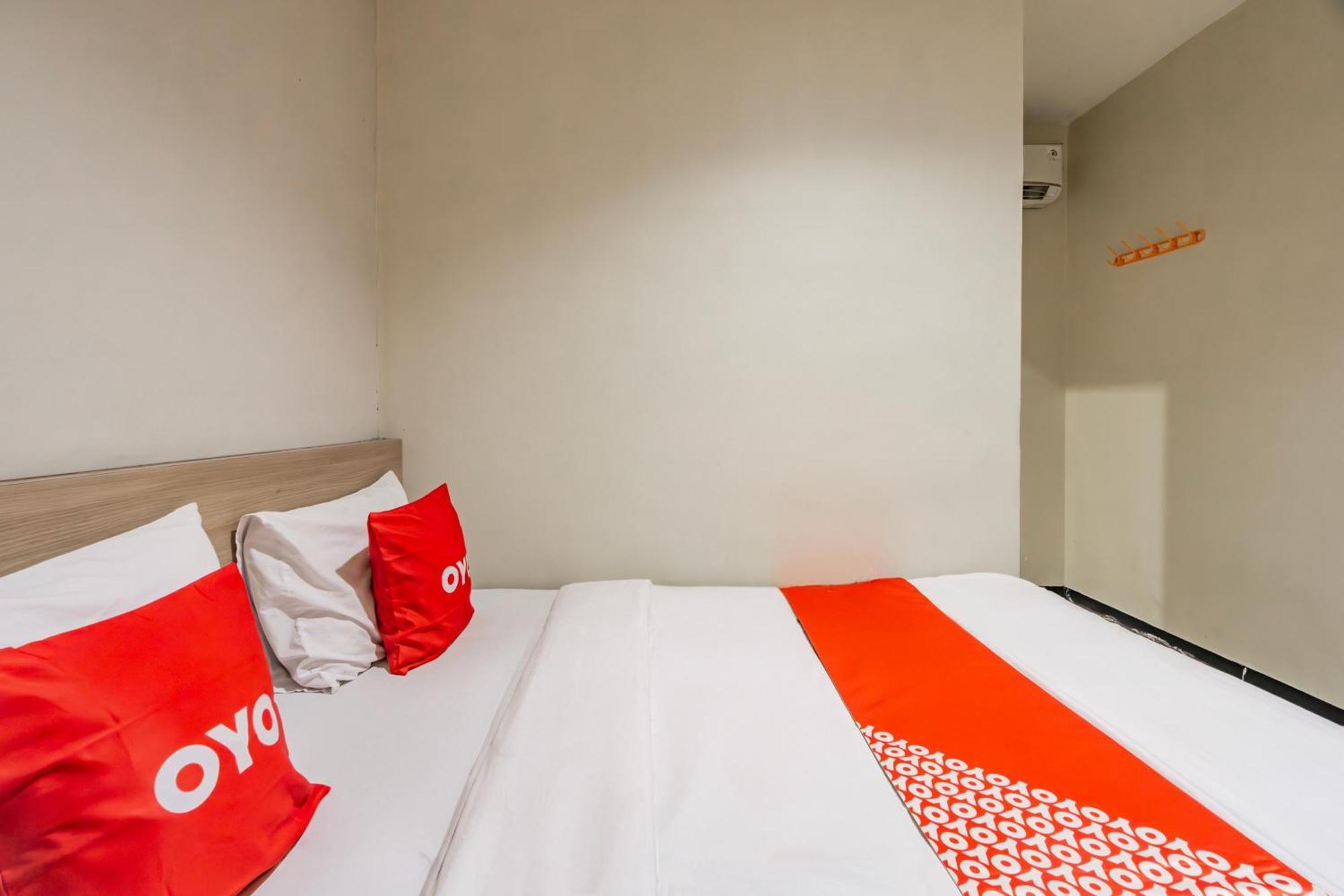 Ace Business Hotel Galaxy Surabaya Luaran gambar
